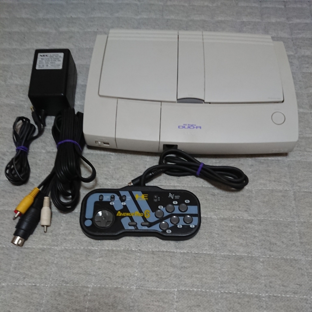 【送料無料】EA―2　DUO-R本体　 起動確認済み　＋　ソフト多数のセット 送料無料 PCエンジン DUO-R本体 ソフトがあれば今すぐ遊べるセット