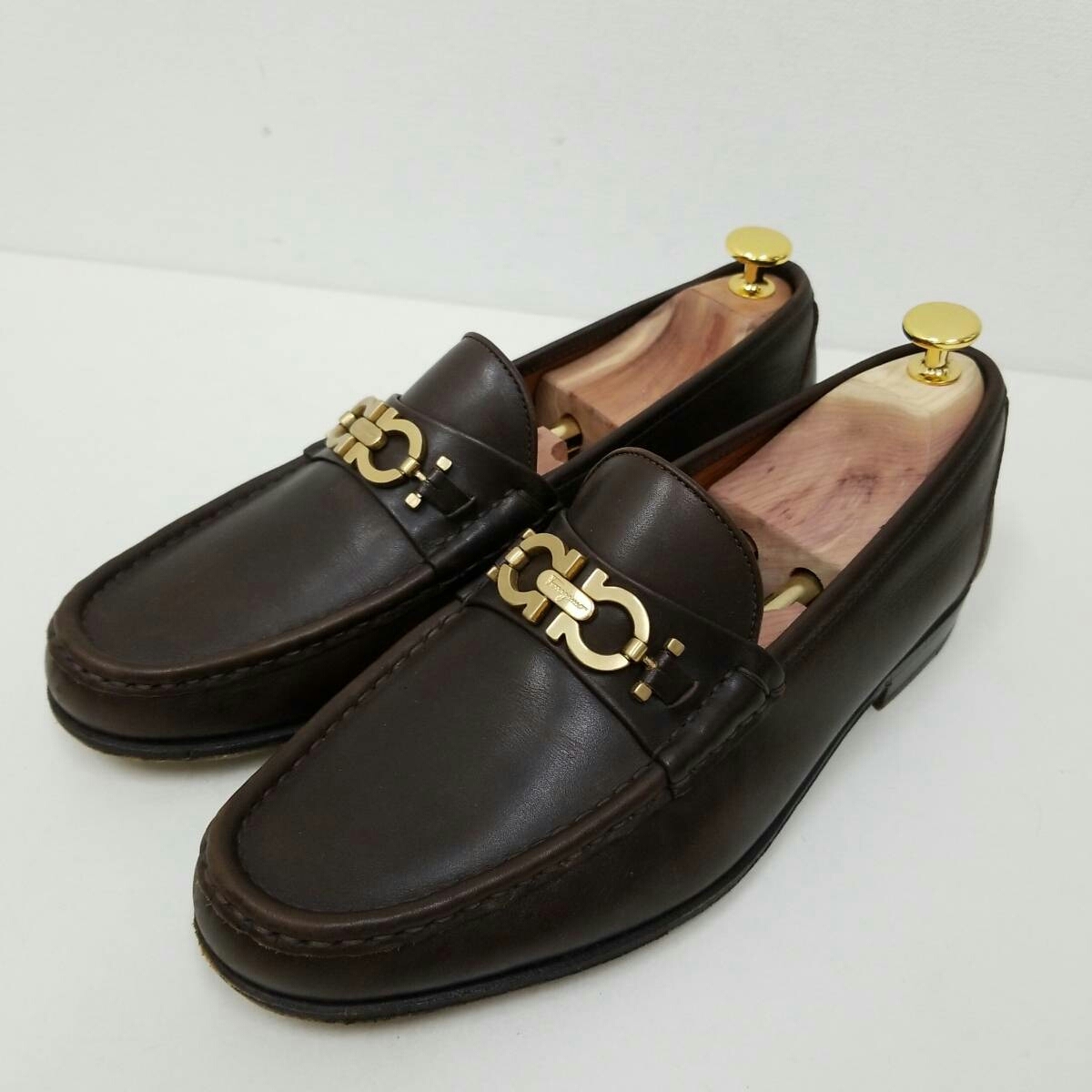 Salatore Ferragamo サルバトーレフェラガモ レザーローファー 8EE
