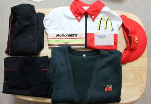 マクドナルド 制服のYahoo!オークション(旧ヤフオク!)の相場・価格を