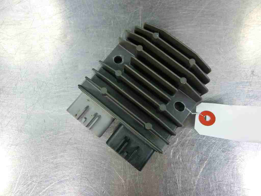 ZX-10R レギュレーター、レクチファイヤー☆ZXT00C、ZX10R、04-05