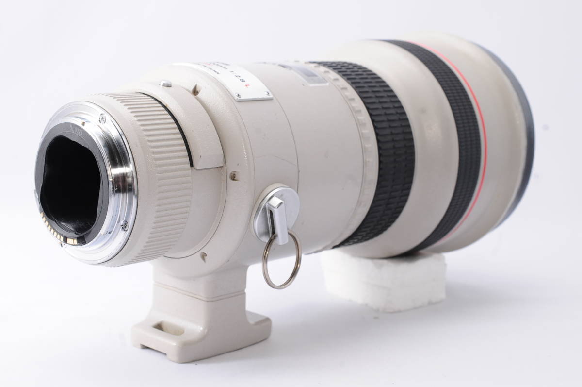 D53 クリアな光学系 CANON LENS EF 300mm 2.8L USM フード付き 大口径