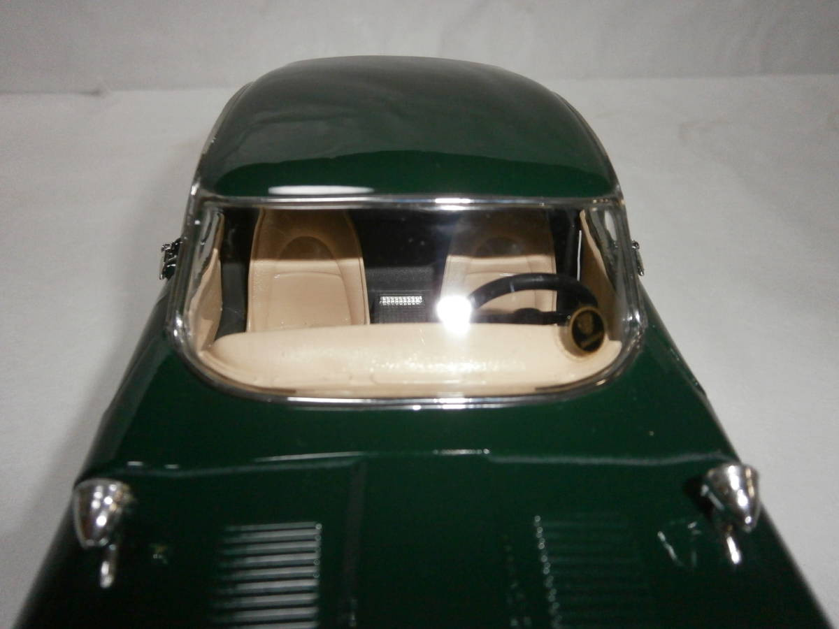 正規店の通販 ブラーゴ1/18 ジャガー Eタイプ クーペ 1961年 【公式通販】