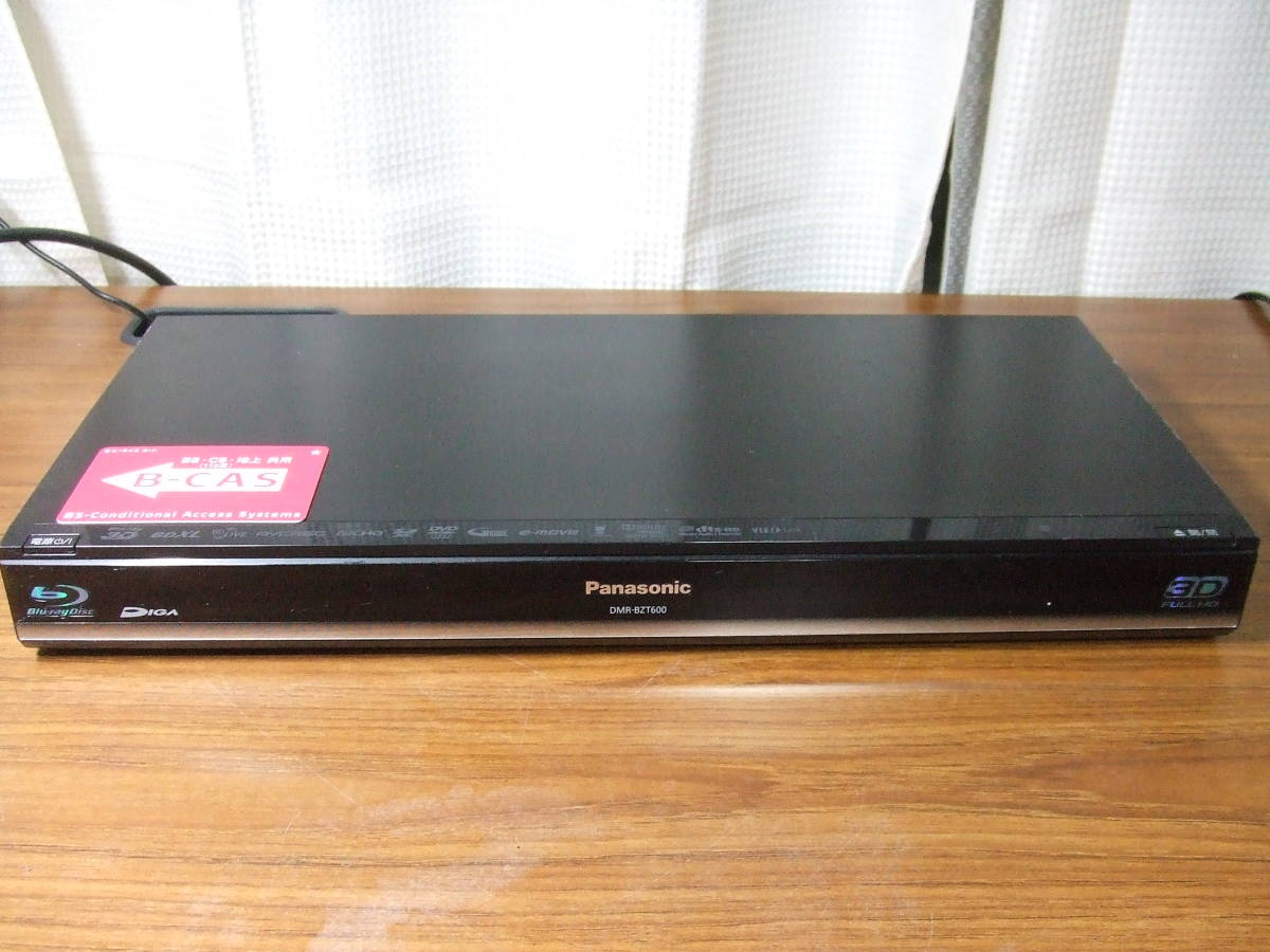 ○Panasonic DMR-BR670V HDD搭載VHS一体型ブルーレイレコーダー