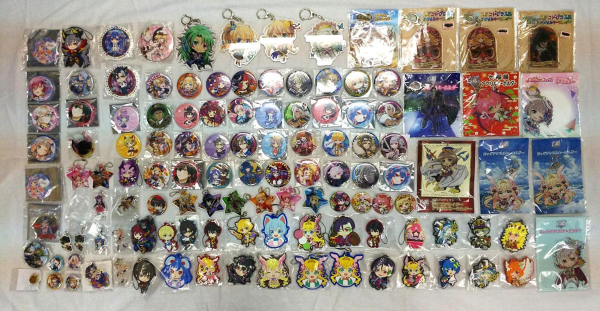 白猫プロジェクト 他 コロプラ作品 缶バッジ ストラップ アクリルキーホルダー まとめ大量グッズセット品 【管理番号:C-114】