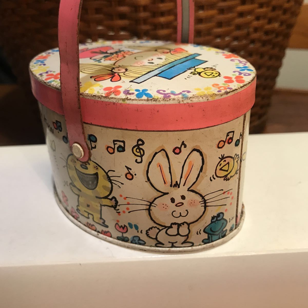 水森亜土 昭和レトロ 不二家お菓子の缶 希少品｜Yahoo!フリマ（旧