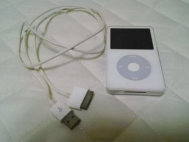 Apple ipod classic 80G (第5世代) 白 【公式通販】