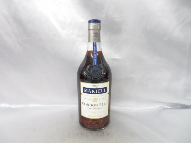 サントリー 響 ウイスキー 700ml HIBIKI 43% SUNTORY 750ml 未開栓古酒