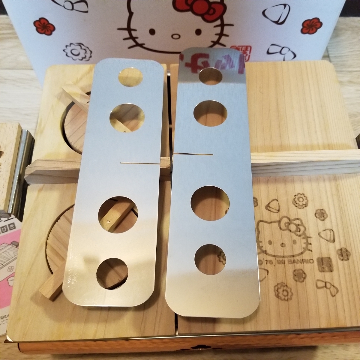 【希少レトロ】紀文 ハローキティ おでんセット 電気おでん鍋 とっくり 小皿 希少レトロ紀文 ハローキティ おでんセット 電気おでん鍋 とっくり