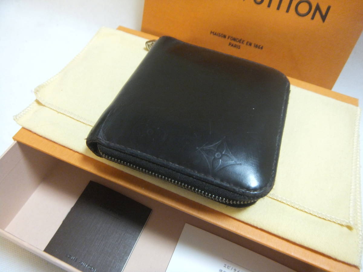 LOUIS VUITTON（ルイ・ヴィトン） ジッピー・ウォレット モノグラム 