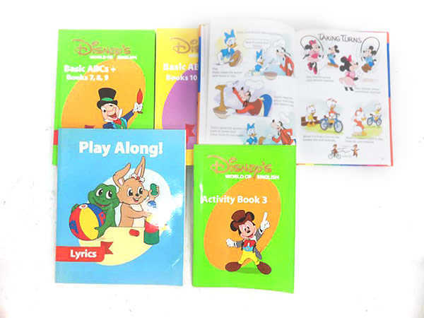 中古品】 World Family ワールドファミリー 「ディズニー英語システム