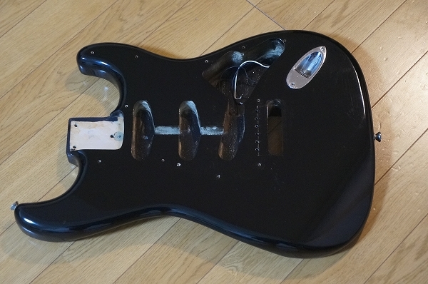 Fender ストラト ボディ Aシリアル 1980年代 レア ST72 Fender