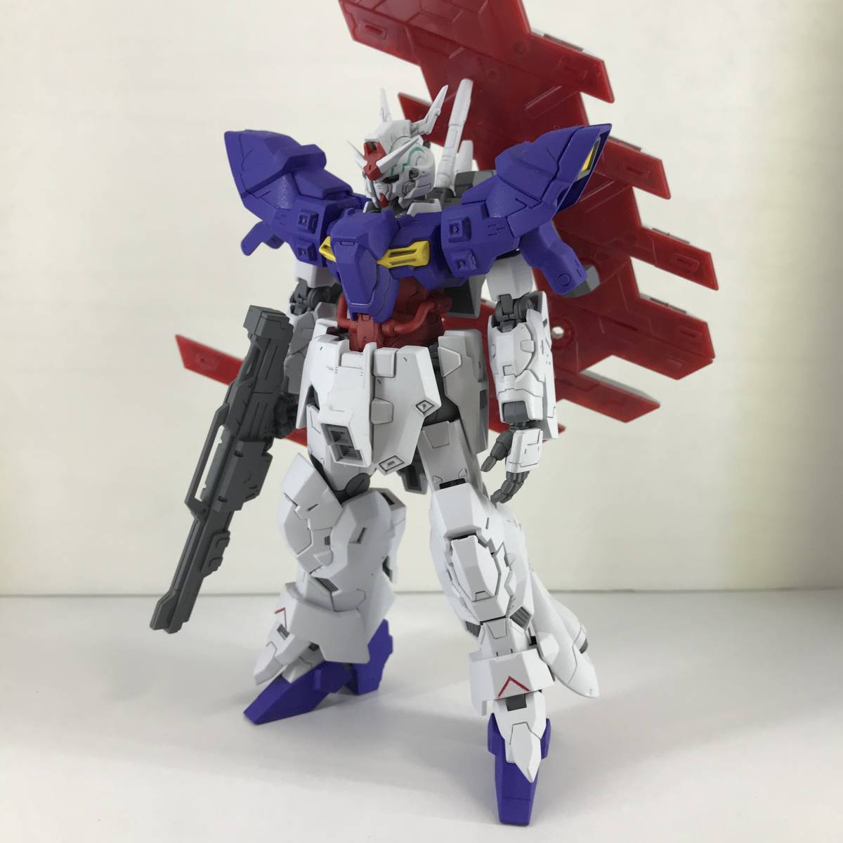 HGムーンガンダム 塗装済み完成品 【公式通販】