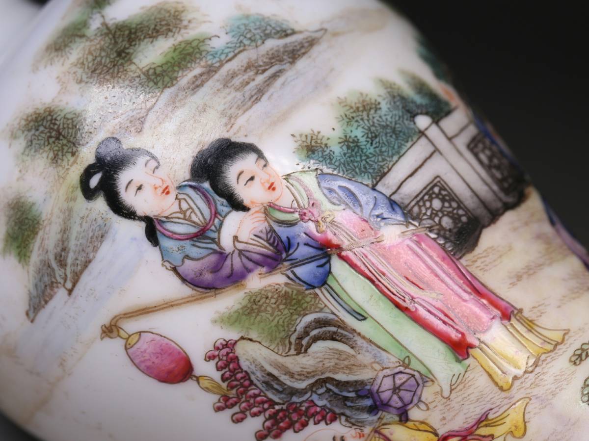 唐物 (中国古董 粉彩 伊瓶 「大清康熙年製」の落札相場・落札価格 944