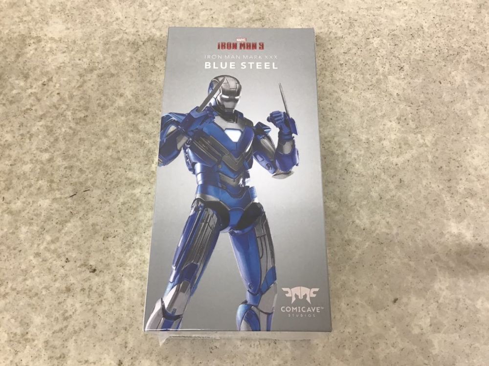 未開封 COMICAVE オムニクラス 1/12 アイアンマン・マーク30 ブルー