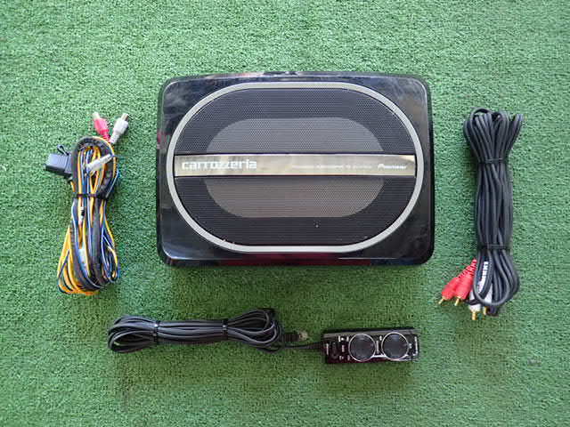 カロッツェリア　サブウーハー　TS-WX110A