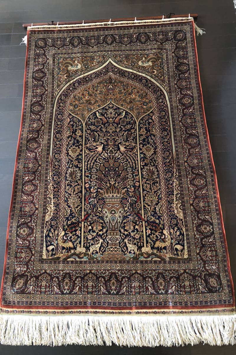 ペルシャ絨毯ヘレケ