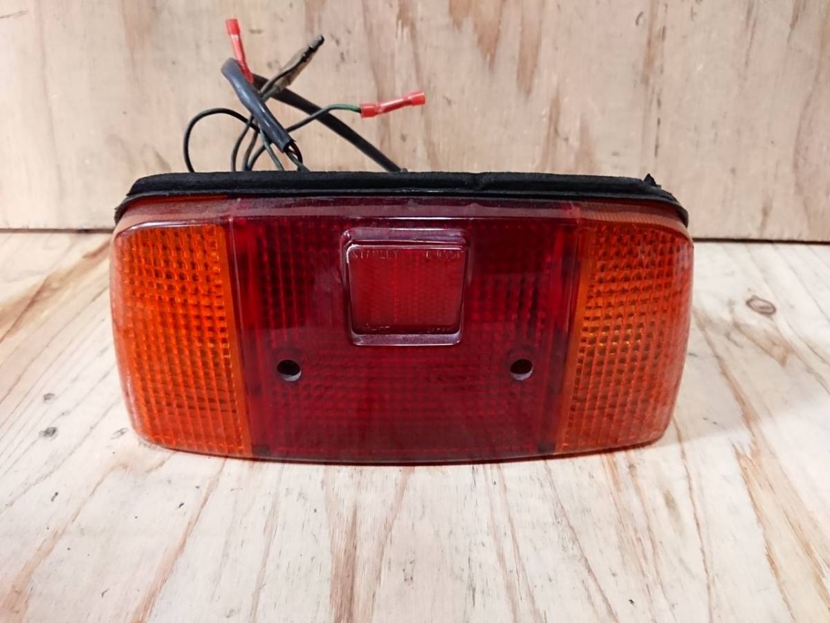 F532 当時物 CBX400F 純正 テールランプ ASSY テールレンズ 使える中古 