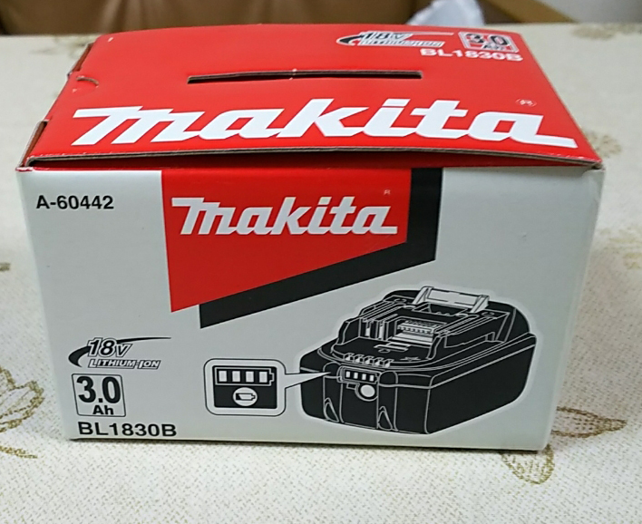 ☆新品 即決☆ マキタ/makita 18v 3.0Ah リチウムイオン ☆新品 即決☆ マキタ/makita 18v 3.0Ah リチウムイオン