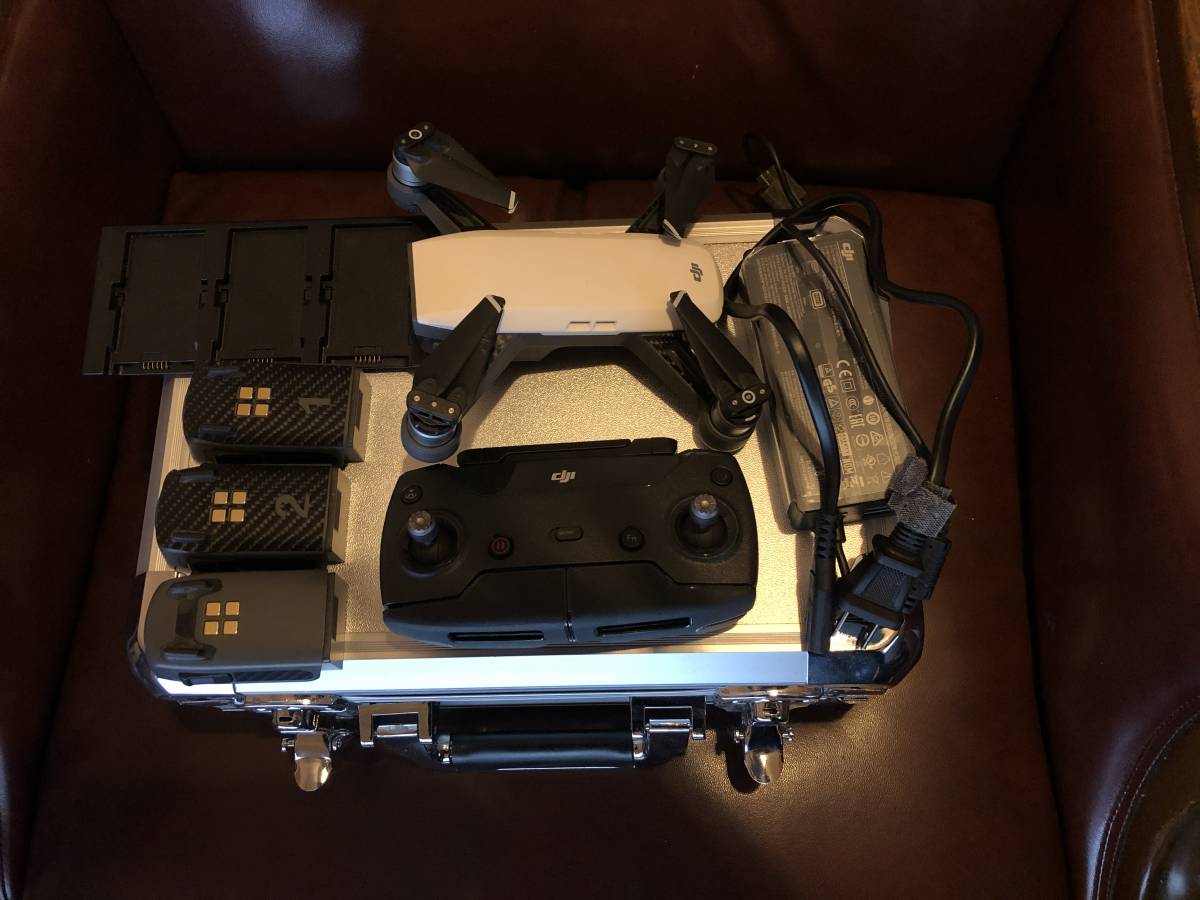 格安，セール DJI SPARK Fly more combo バッテリー合計３個 おまけ 国交省ドローン申請(ヘリコプター)｜売買されたオークション情報、yahooの商品情報をアーカイブ公開 - オークファン その他