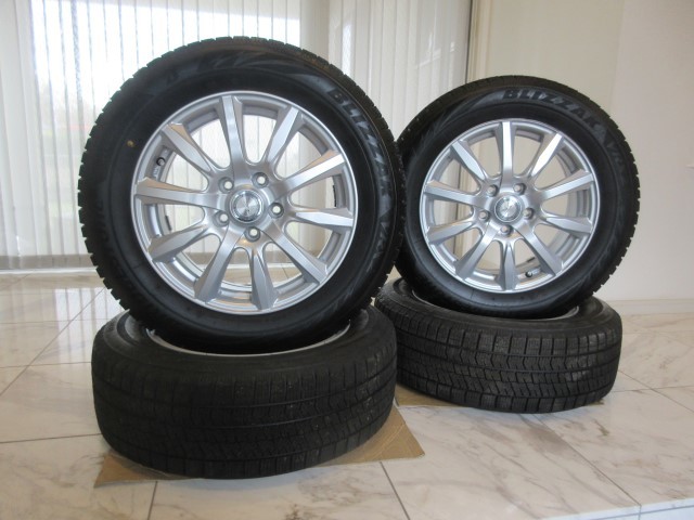  ブリヂストン ブリザック BLIZZAK VRX2 205/60R16 2017年製 ワンシーズン バリ山 プリウス&alpha; VOXY等(スタッドレスタイヤ)｜売買されたオークション情報、yahooの商品情報をアーカイブ公開 - オーク 5穴
