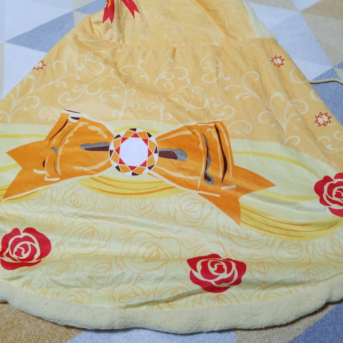 Tdr 美女と野獣 ファンケープ ファンキャップ ディズニーランド 防寒 ディズニー 売買されたオークション情報 Yahooの商品情報をアーカイブ公開 オークファン Aucfan Com
