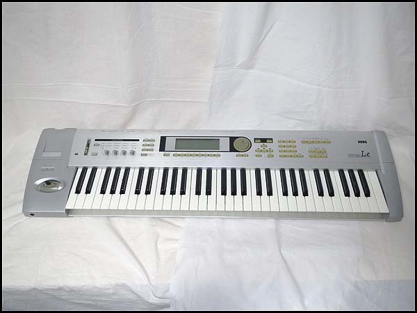 KORG TRITON Le 61鍵 シンセサイザー