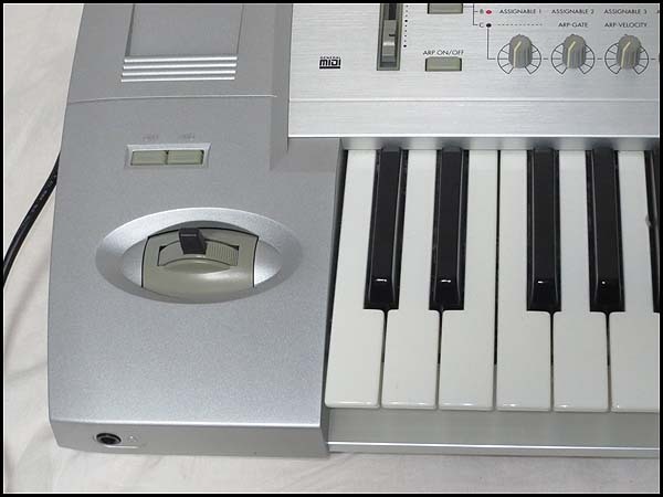 ☆KORG コルグ TRITON Le 61 シンセサイザー 61鍵 USED☆ 【公式通販】