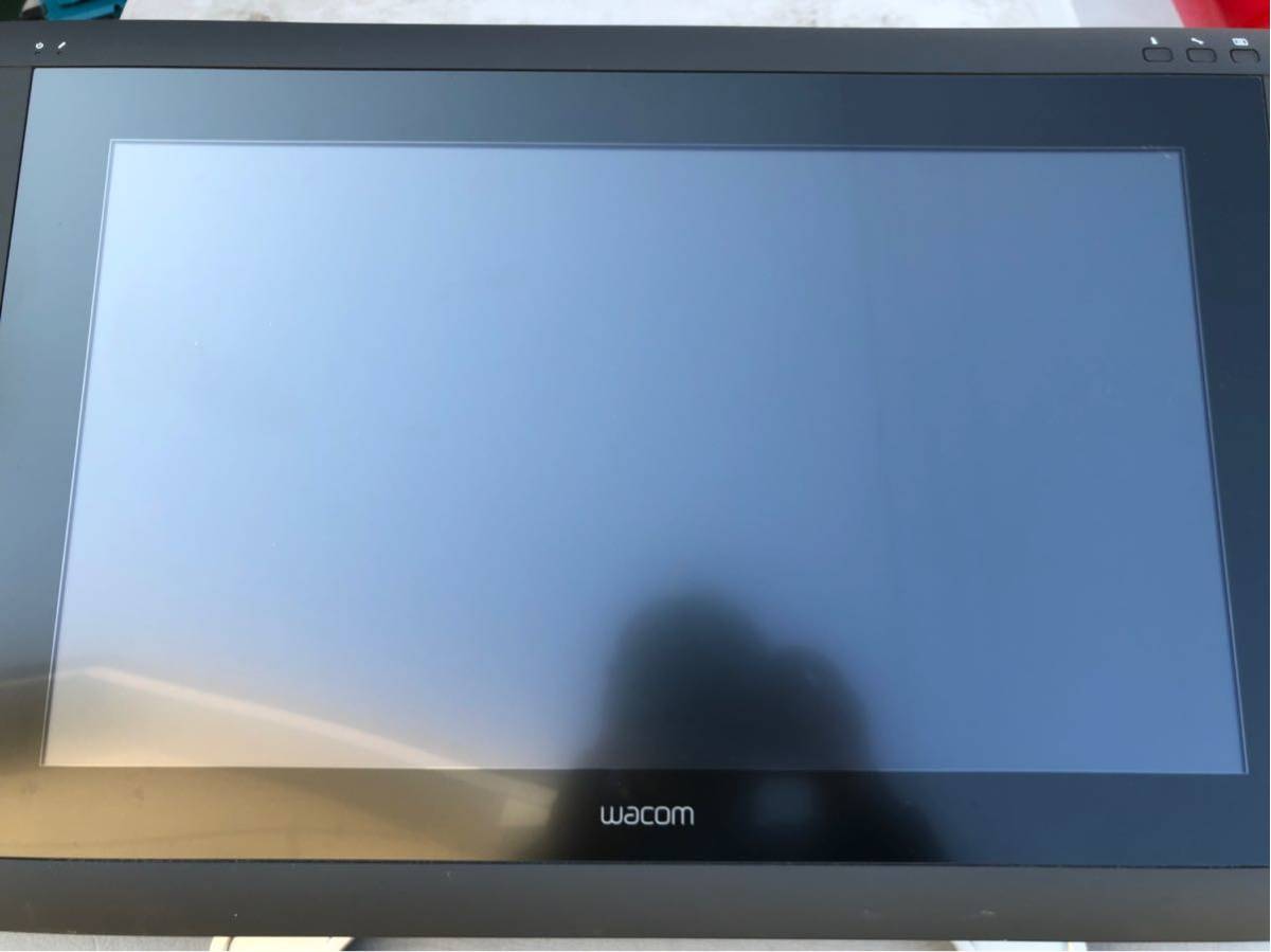 Wacom Cintiq 22HD DTK-2200 ペンタブレットジャンク Wacom DTK2200 