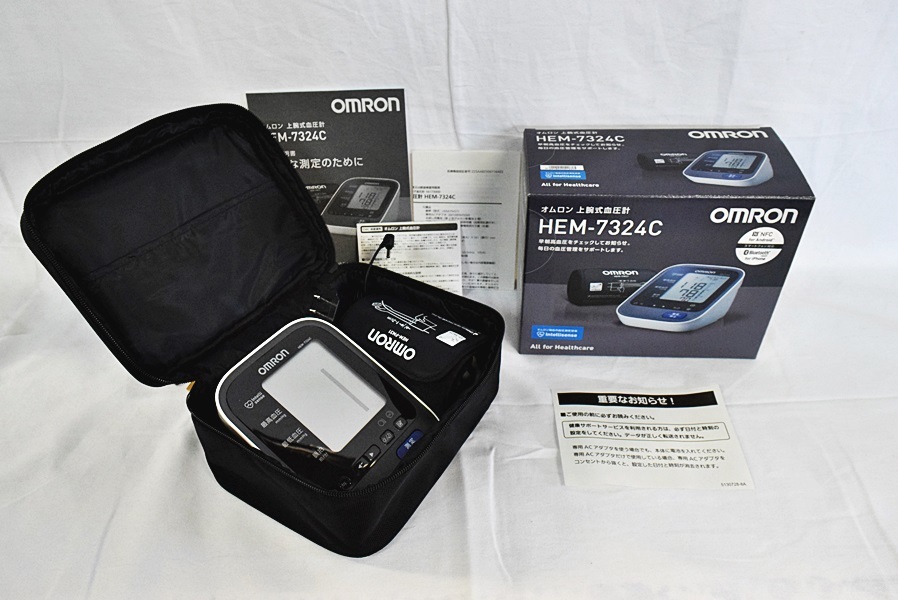 東京)OMRON/オムロン 上腕血圧計HEM-7324C