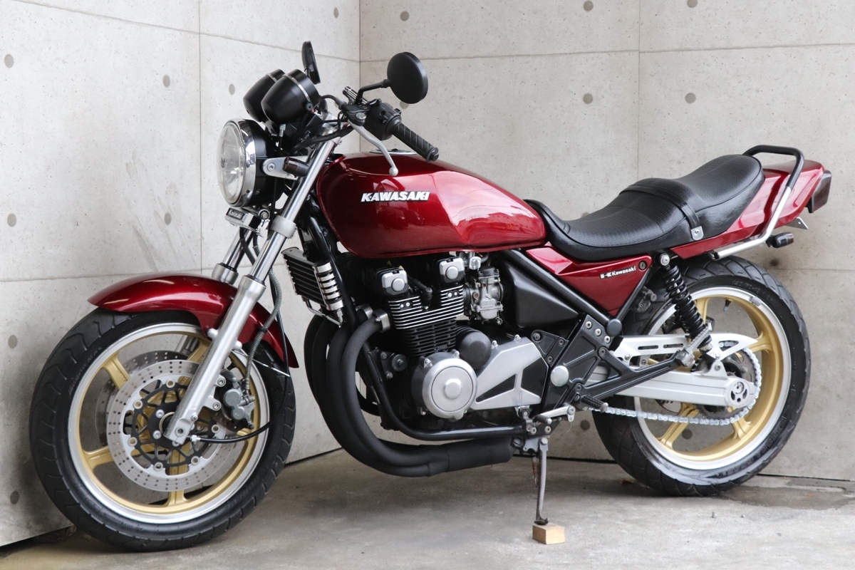 横浜 Kawasaki ゼファー400 C6 旧車 ルミナスビンテージレッド 10235