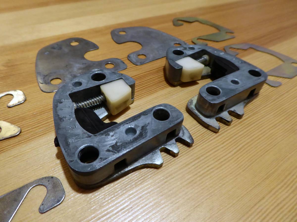希少 ハコスカ ドアストライカー 美品 おまけ付 ハコスカ ドア | ドアキャッチ ストライカー 再生品 再メッキ 旧車2