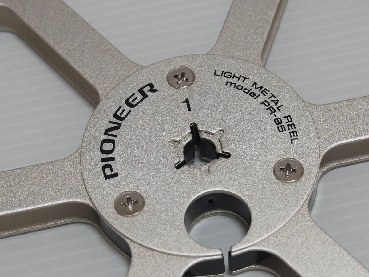 PIONEER 0 7吋メタルリール⁄PR-85⁄箱入り⁄オープンデッキ用 （N658