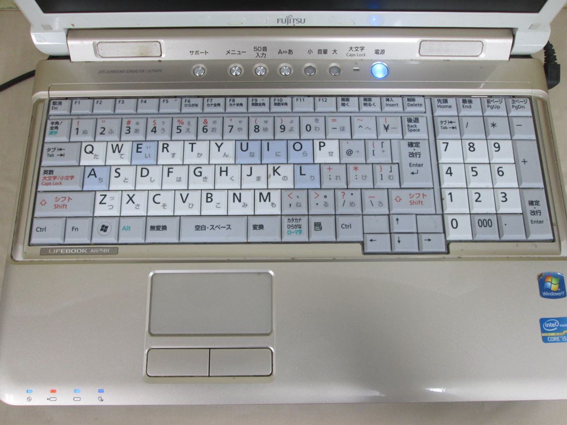 LIFEBOOK FMV AH⁄R4 FMVAR4（パソコン 高速SSD240GB搭載 ノート 