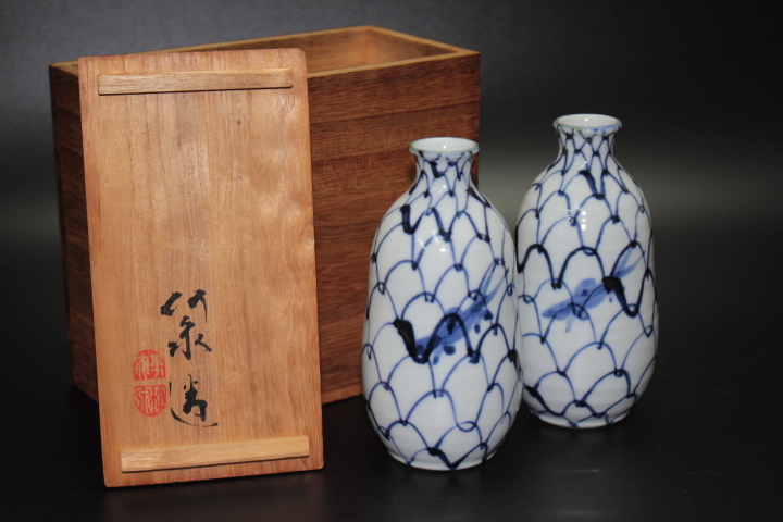 SALE，人気 三浦竹泉 染付網目徳利 一対 酒器 4(酒器)｜売買されたオークション情報、yahooの商品情報をアーカイブ公開 - オークファン 京焼