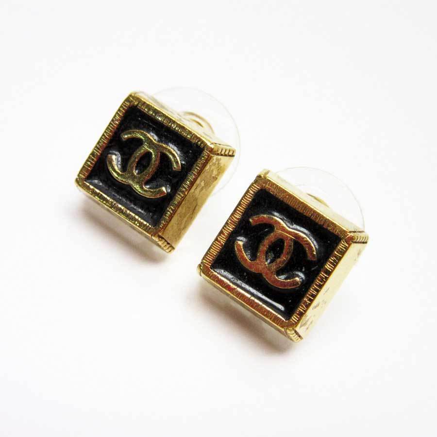 公式販売中 CHANEL シャネル ピアス ココマーク 金属素材 ゴールドx