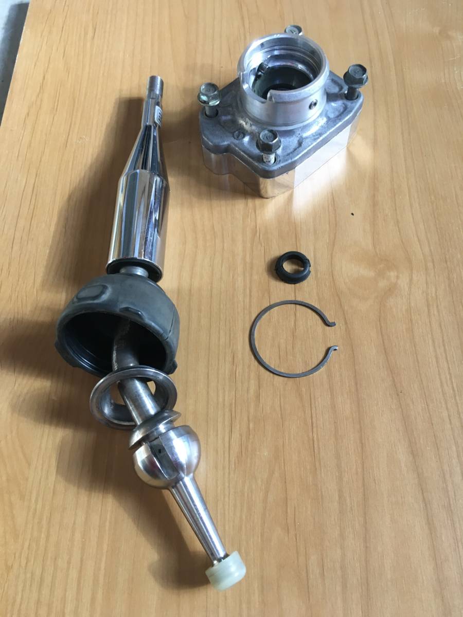 AE86 TRDクイックシフト 当時物　中古品 T50ミッション シフトブーツ付 AE86／T50用 カメラードC＇s ショートストロークシフトレバー