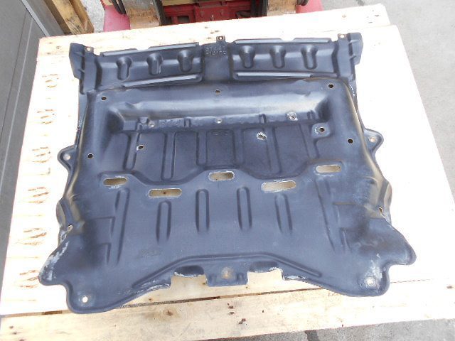 M4352IS トヨタ スープラ GTツインターボ GA70H 純正 フロント アンダー カバー ガード 51441-14110 H2年