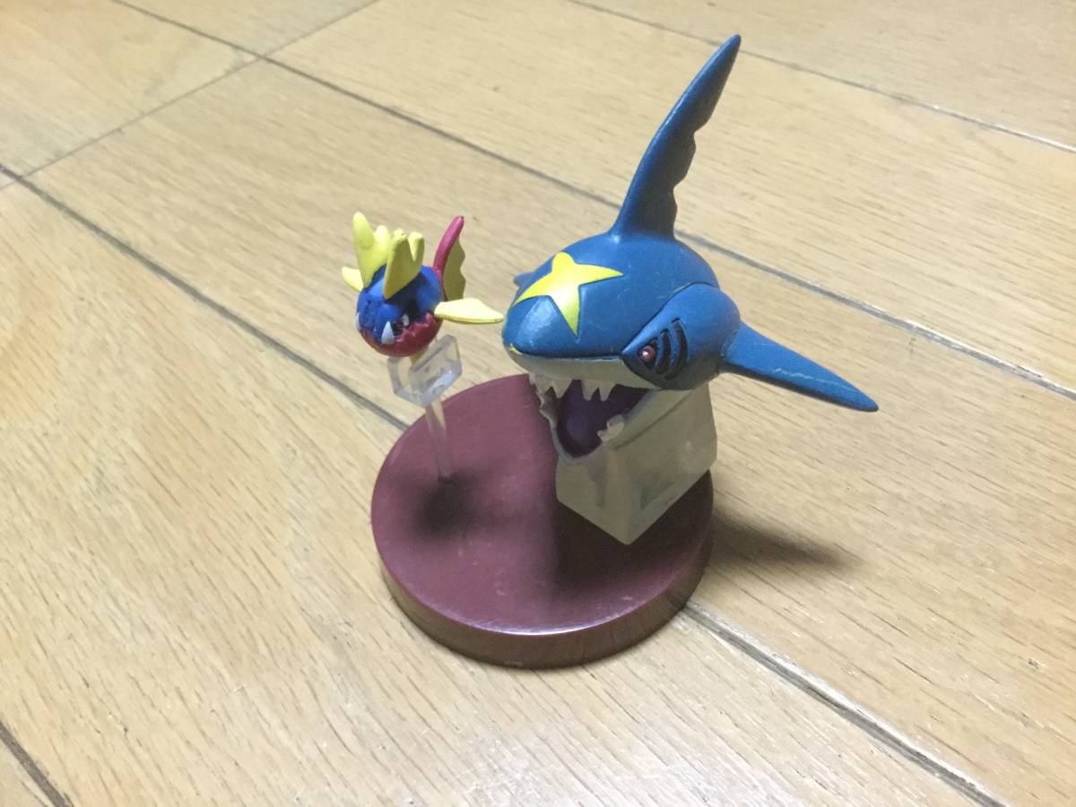 サメハダー キバニア 立体ポケモン図鑑 1/40スケール