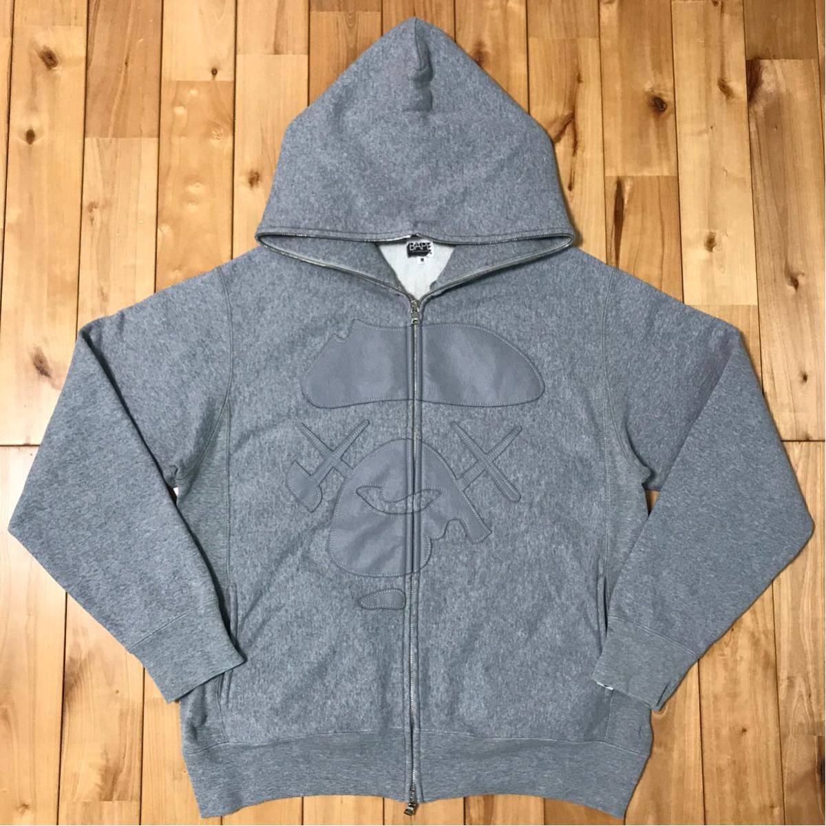 KAWS BAPE APE A × BATHING Size Ape パーカー M Bathing a 中古・古着 
