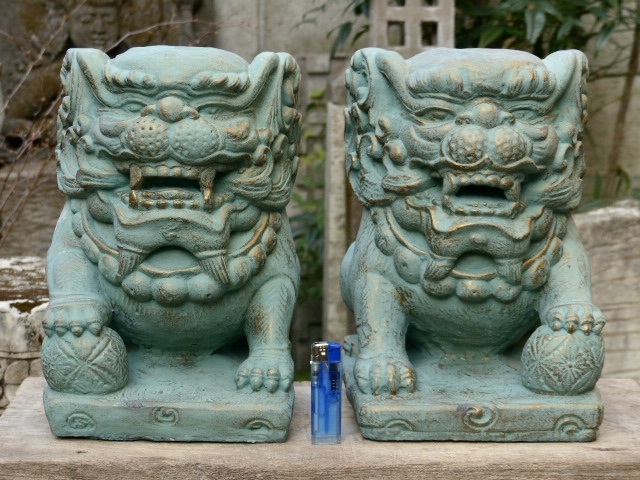 九谷焼 小槌乗り獅子 白獅子 狛犬 シーサー 魔除け 厄除け 置物 約30cm