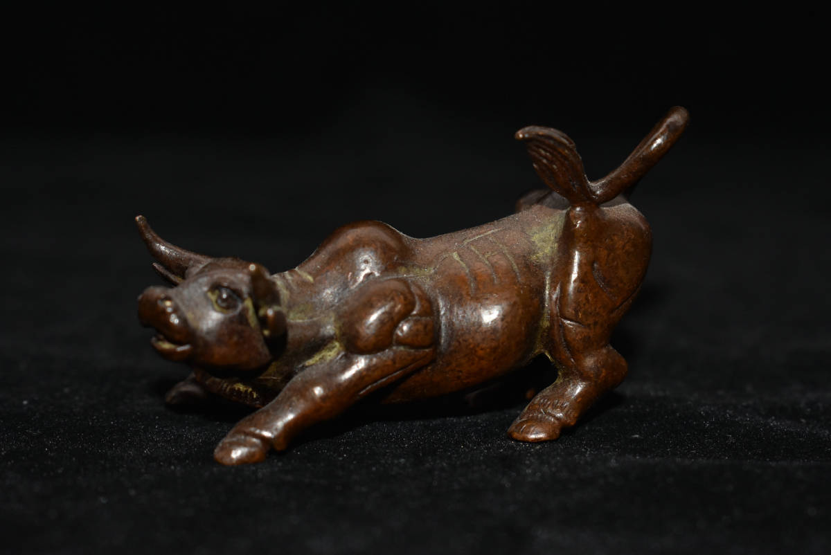 美術品 時代物 紫銅製 牛 斗牛 茶寵 盆景造景 賞物