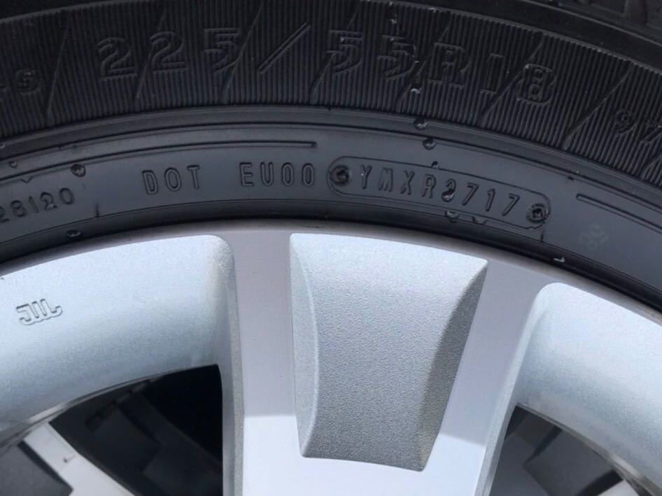 デリカ☆d5用☆純正タイヤ☆ナットのオマケ付き！！_2