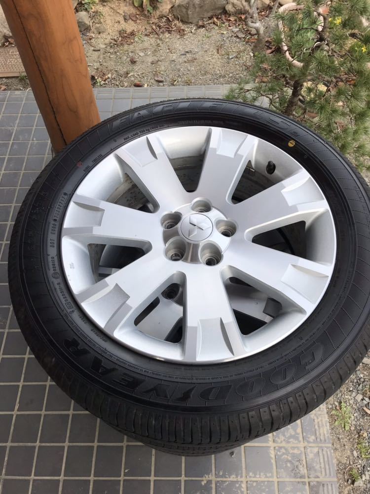 デリカ☆d5用☆純正タイヤ☆ナットのオマケ付き！！_3