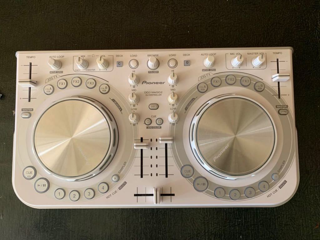 Pioneer DJ DDJ-WeGO2 Pioneer DJ DDJ-WeGO2 | Sweetwater