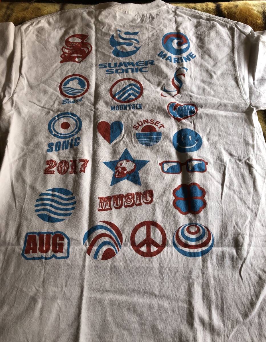 Summer Sonic サマーソニック オフィシャルtシャツ Mサイズ Tシャツ 売買されたオークション情報 Yahooの商品情報をアーカイブ公開 オークファン Aucfan Com