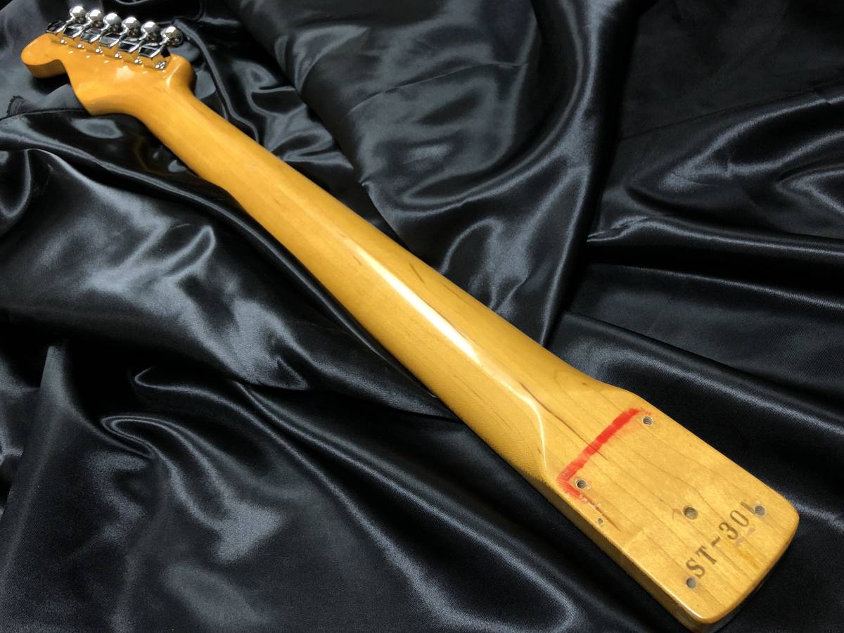 希少 1983年製 JVシリアル Squier by Fender SST-30 JVシリアル】Squier by Fender SST-30 ネック 83年製 フジゲン Made in