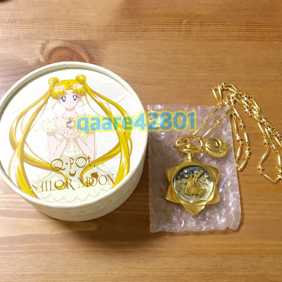 美少女戦士セーラームーン Q-pot ムーンフェイズの懐中時計 ネックレス