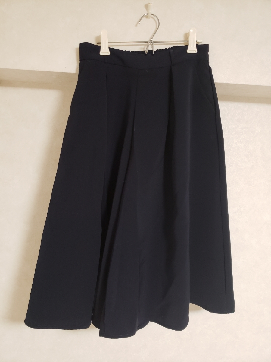 ジーユー Gu ガウチョパンツ ネイビー S ユニクロ 女性用 売買されたオークション情報 Yahooの商品情報をアーカイブ公開 オークファン Aucfan Com