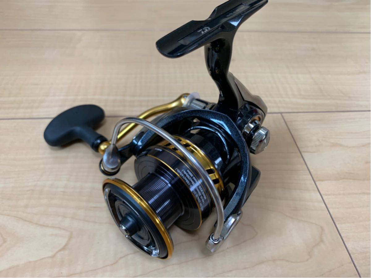 ダイワ レガリス LT4000D-CXH フルベアリング化 美品_2