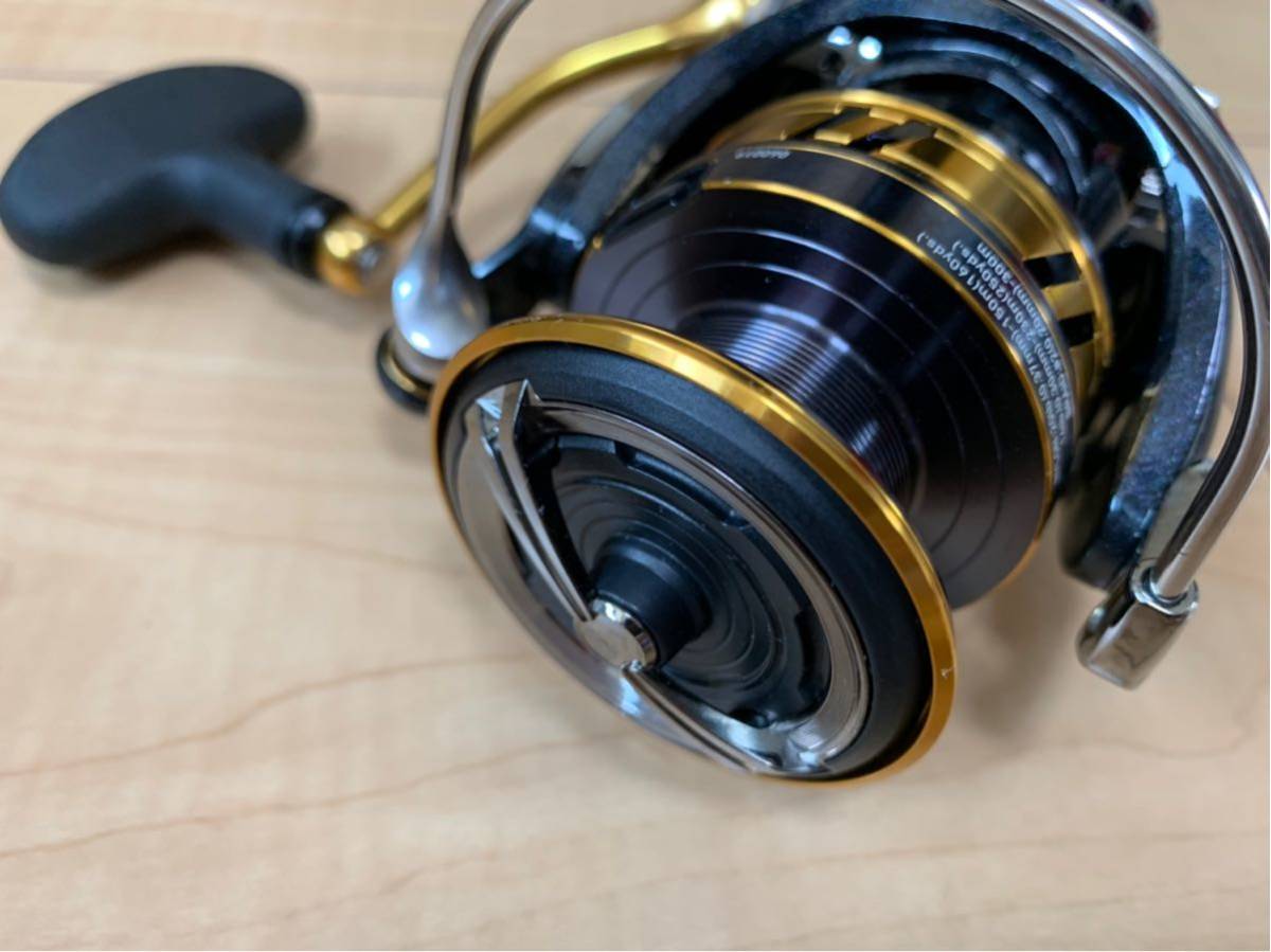 ダイワ レガリス LT4000D-CXH フルベアリング化 美品_3